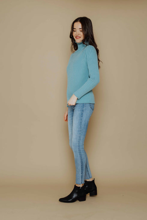 Kyla-Boxy Funnel Neck